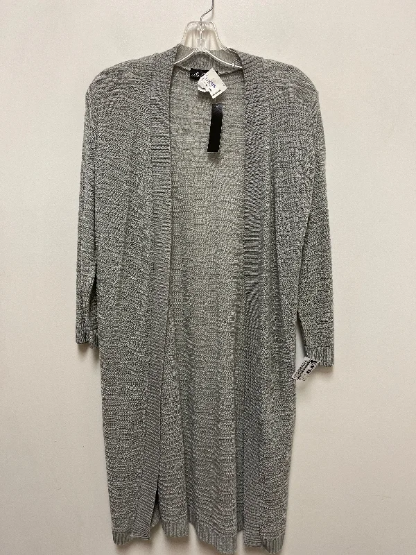 Cardigan By Clothes Mentor In Grey, Size: M