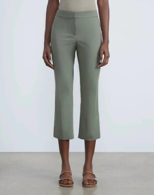 Manhattan Skinny Flare Pant In Deep Basil